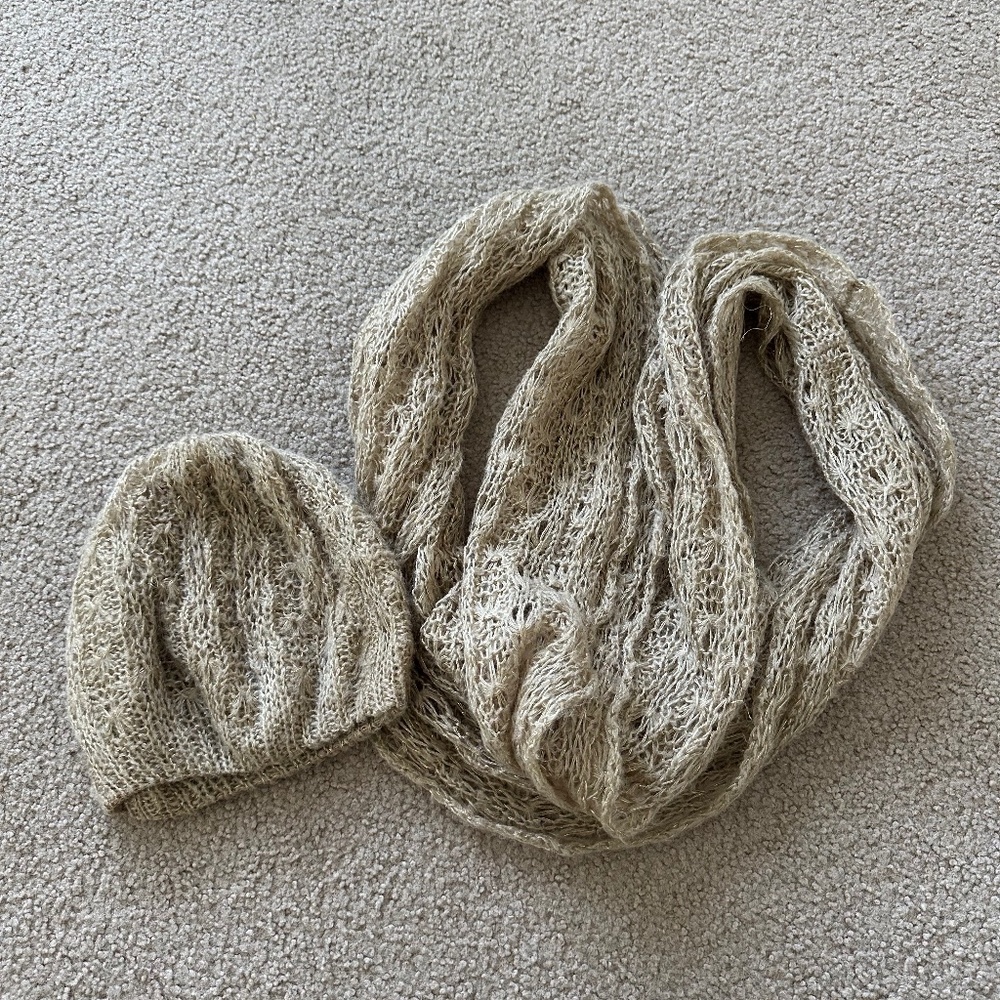 Charming Charlie Women's Knit Gold Tan Infinity Scarf Beanie Set OS